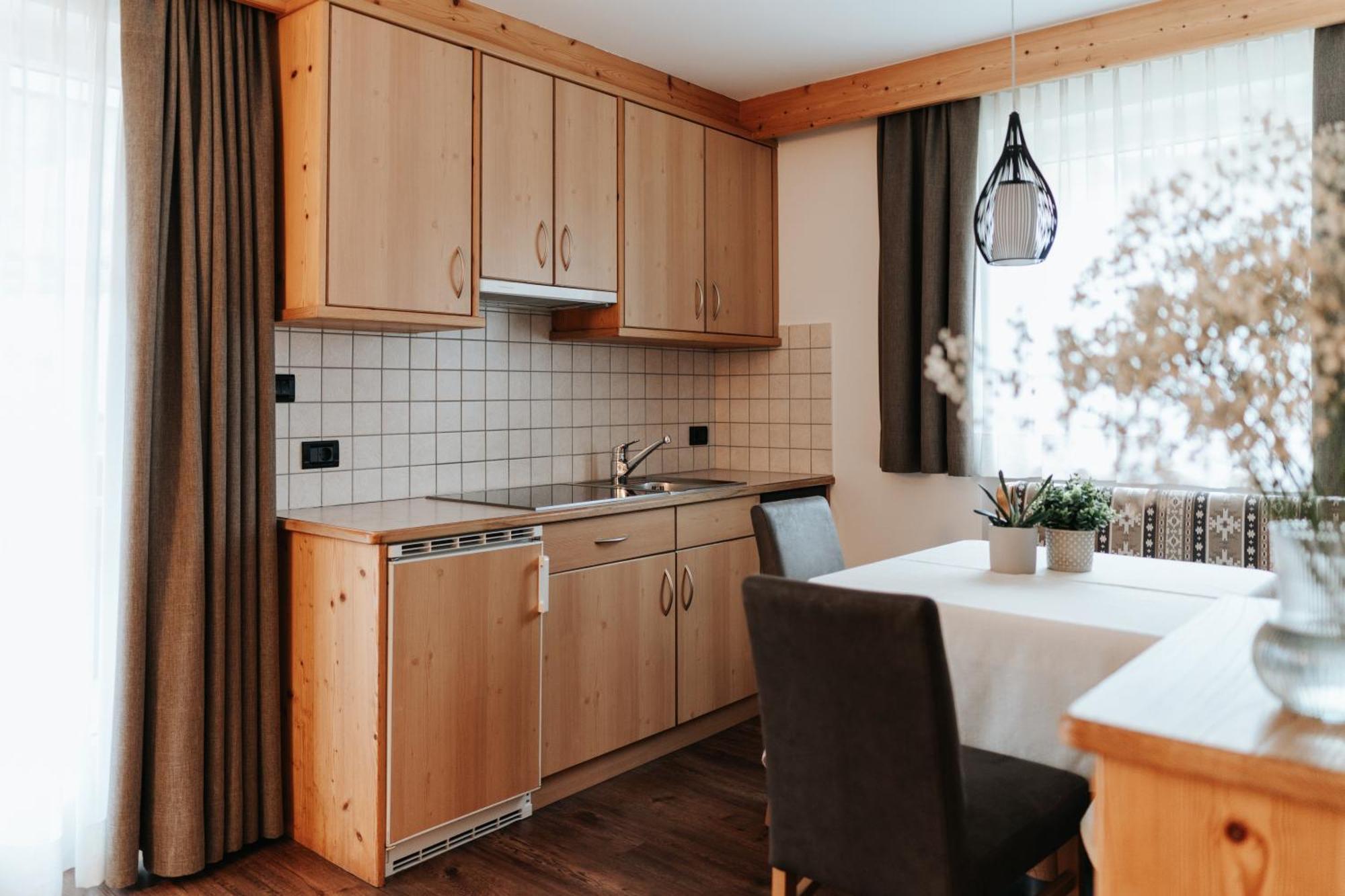 B&B Hotel Mirabel Ortisei Habitación foto