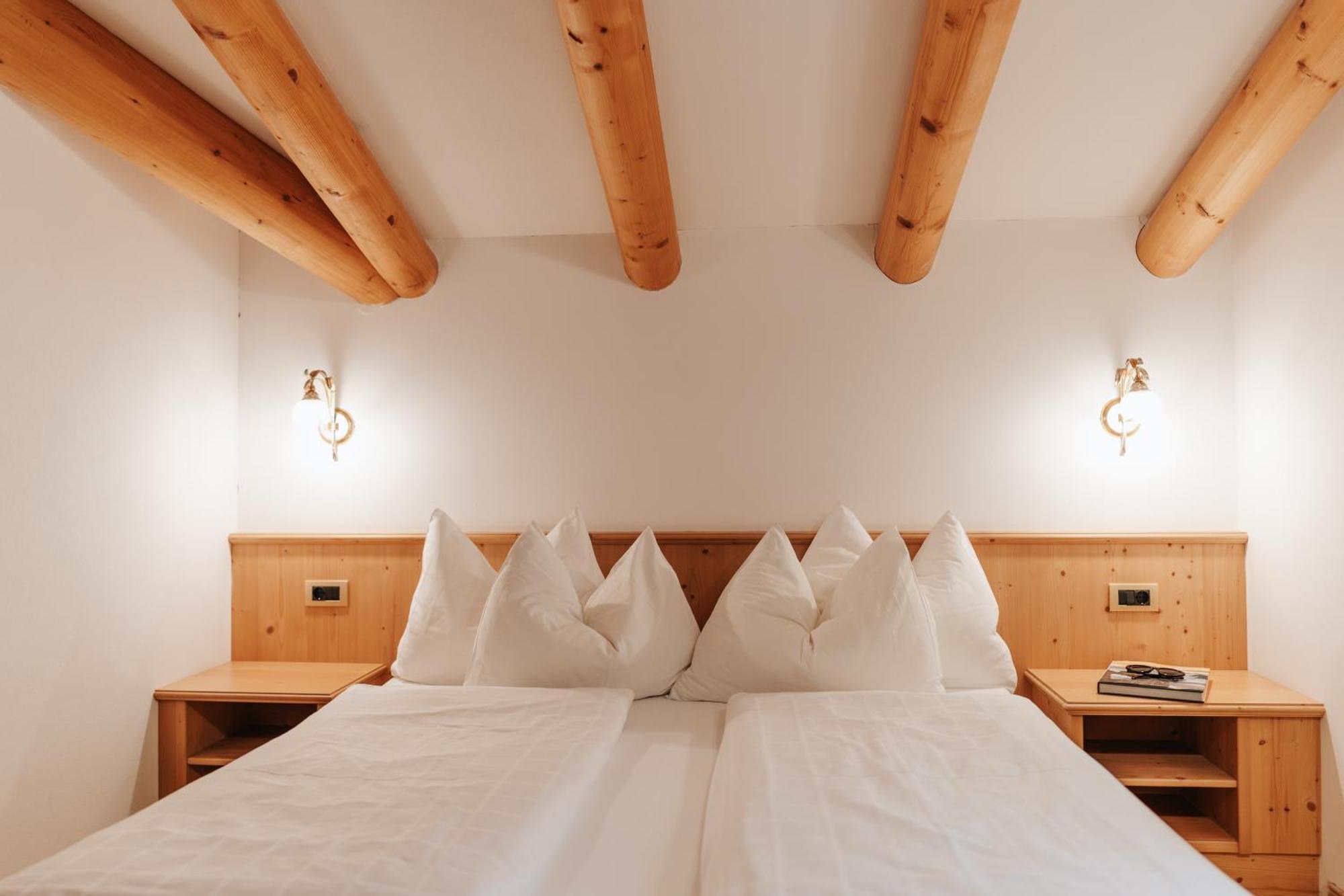 B&B Hotel Mirabel Ortisei Habitación foto